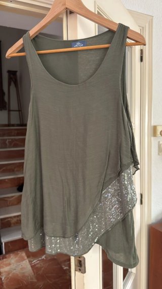 Blusa Lemon Tree verde con lentejuelas Talla Única