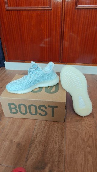 Adidas Yeezy Boost 350 V2