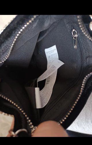 Bolso de fiesta negro y plateado
