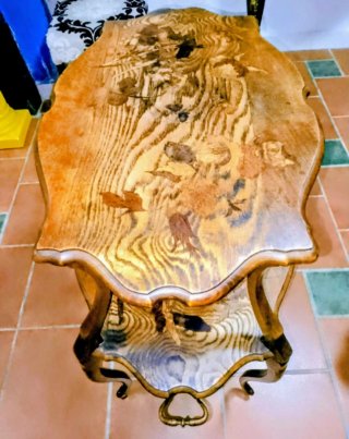 Mesa Art Nouveau