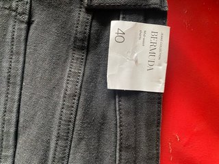 Pantalón corto Mango negro talla 40
