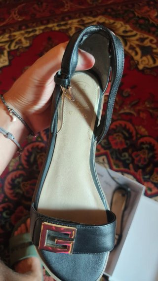 Sandali Guess neri donna