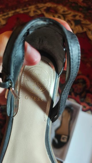 Sandali Guess neri donna