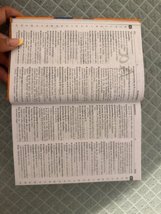 Diccionari manual grec clàssic-català amb un ap...