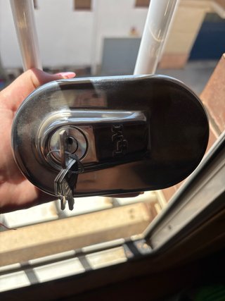 Cerradura de seguridad con llaves
