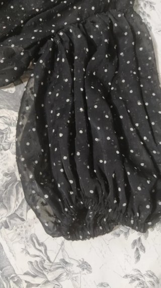 Blusa Lefties lunares negra Talla M