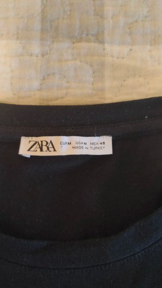 Camiseta negra básica