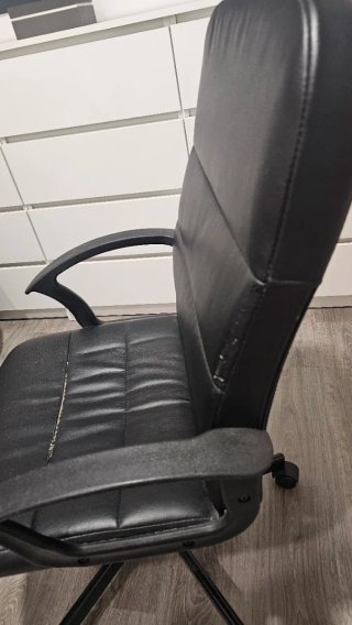 Silla de escritorio negra