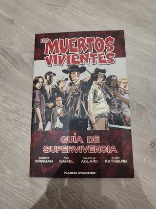 Los muertos vivientes: Volumen 1 al 22 + guía