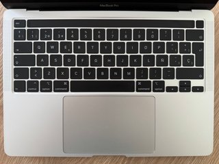 MacBook Pro 13" i5 16GB 1TB SSD 139 ciclos 2020