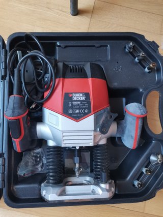 Fresadora Black & Decker KW900E