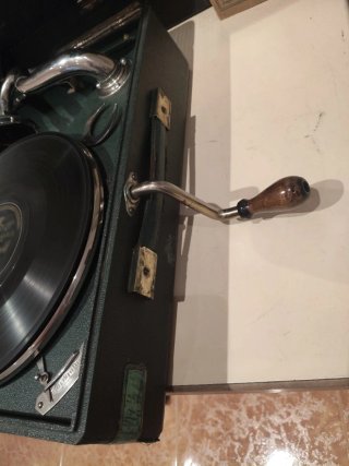 Gramola Polydor Antigua