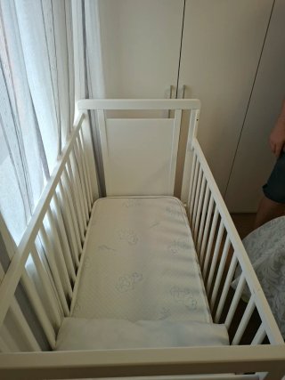 Cuna dos alturas, colchón y almohada