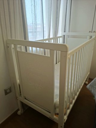 Cuna dos alturas, colchón y almohada