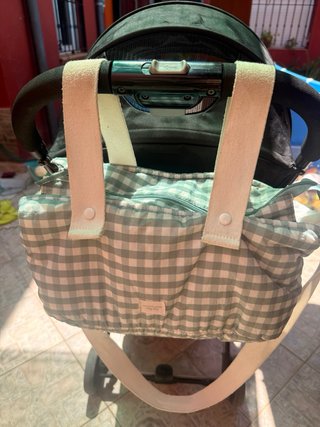Carrito de bebé para viaje.