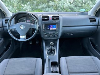 Volkswagen Golf 2007 Pegatina C🟢