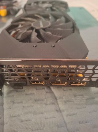 Gigabyte RTX 2060 Windforce OC 6GB