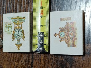 Collezione di scatole di fiammiferi antiche vuote