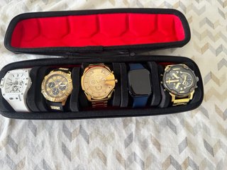Reloj Guess y diesel Blanco y Dorado