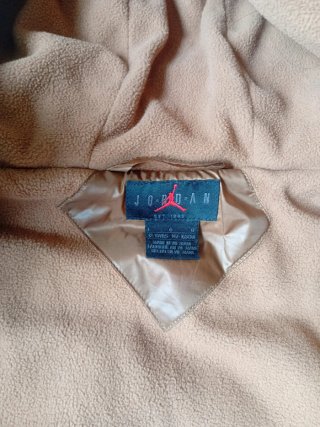 Chaqueta Jordan niño Talla L Marrón 13-14 años
