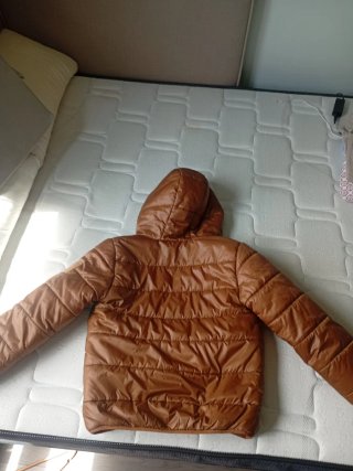 Chaqueta Jordan niño Talla L Marrón 13-14 años