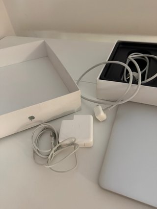 MacBook Pro 2013 8GB RAM 250GB SSD Plata