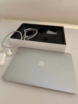 MacBook Pro 2013 8GB RAM 250GB SSD Plata