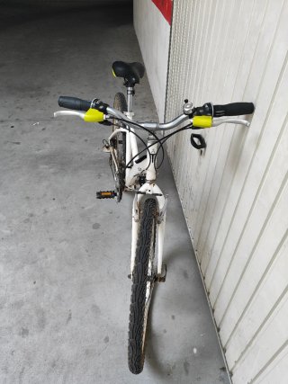 Bicicleta blanca B'Twin Original 3