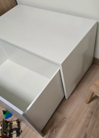Cajón de almacenamiento blanco y gris