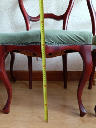 3 Sillas de Madera con Asiento Tapizado