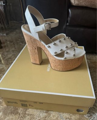 Sandalias cuña Michael Kors blancas talla 36