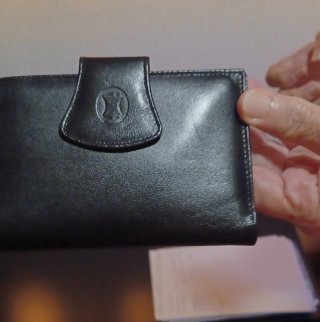 Cartera de piel mujer negra, nueva sin estrenar