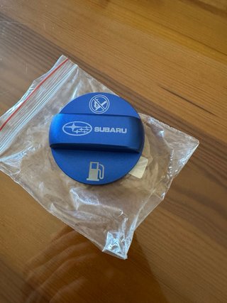 Cubierta Tapa Combustible Subaru