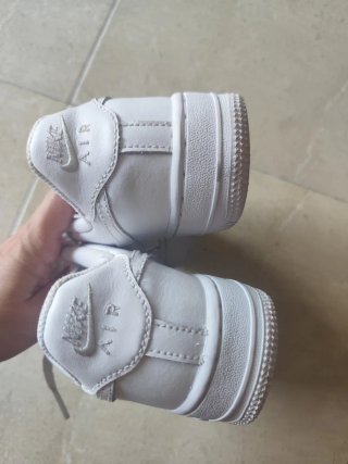 Nike Air Force 1 Talla 37.5