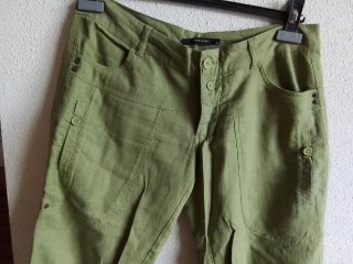 Pantalón mujer corte capri "Vero Moda", verde.