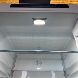 Nevera Bosch Serie 4 KGN392LAG altura 2,02