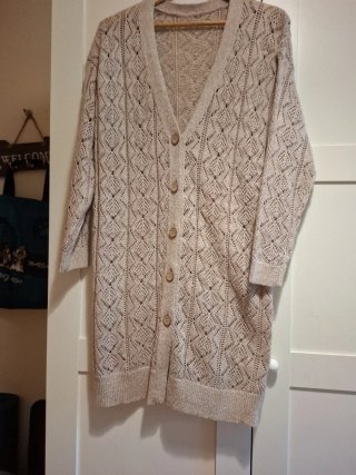 Chaqueta larga de punto beige sin estrenar