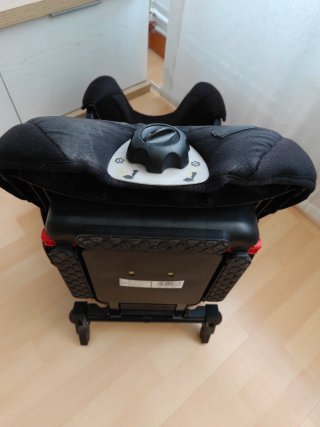 Silla coche Isofix Playxtrem Negra