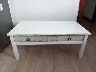 Mesa auxiliar madera blanca y marrón