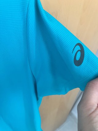 Camiseta Asics Talla M Azul nueva