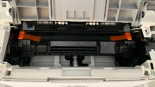 HP LaserJet M110w Stampante Laser