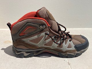Botas de montaña 8000 caña alta T43