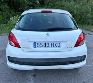Peugeot 207+ 2014