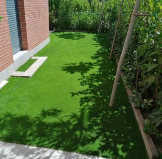 Césped artificial y jardinería