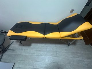 Camilla plegable de fisioterapia o estetica