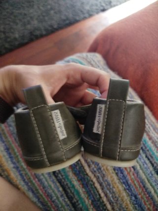 Zapatos Feroz verde oliva talla M