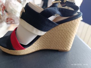 Sandalias Tommy Hilfiger Beige/Negro