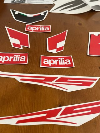 Kit adhesivos vinilo Aprilia RS 125 2006