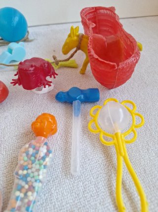 Lote de 11 juguetes de kiosko