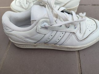 Zapatillas Adidas Retro Talla 38